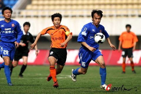 费上限并前 费上限并前