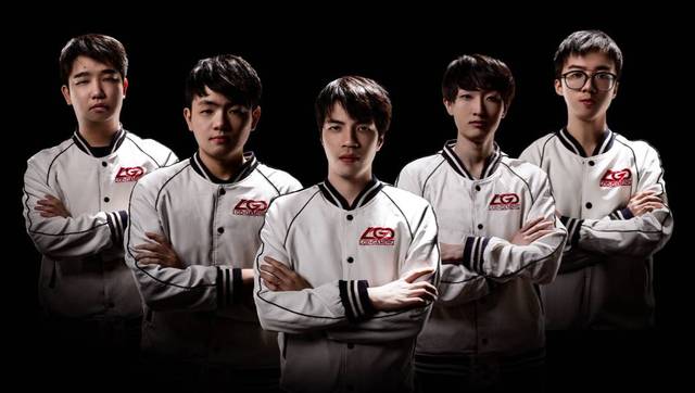 在更衣室里 在更衣室里