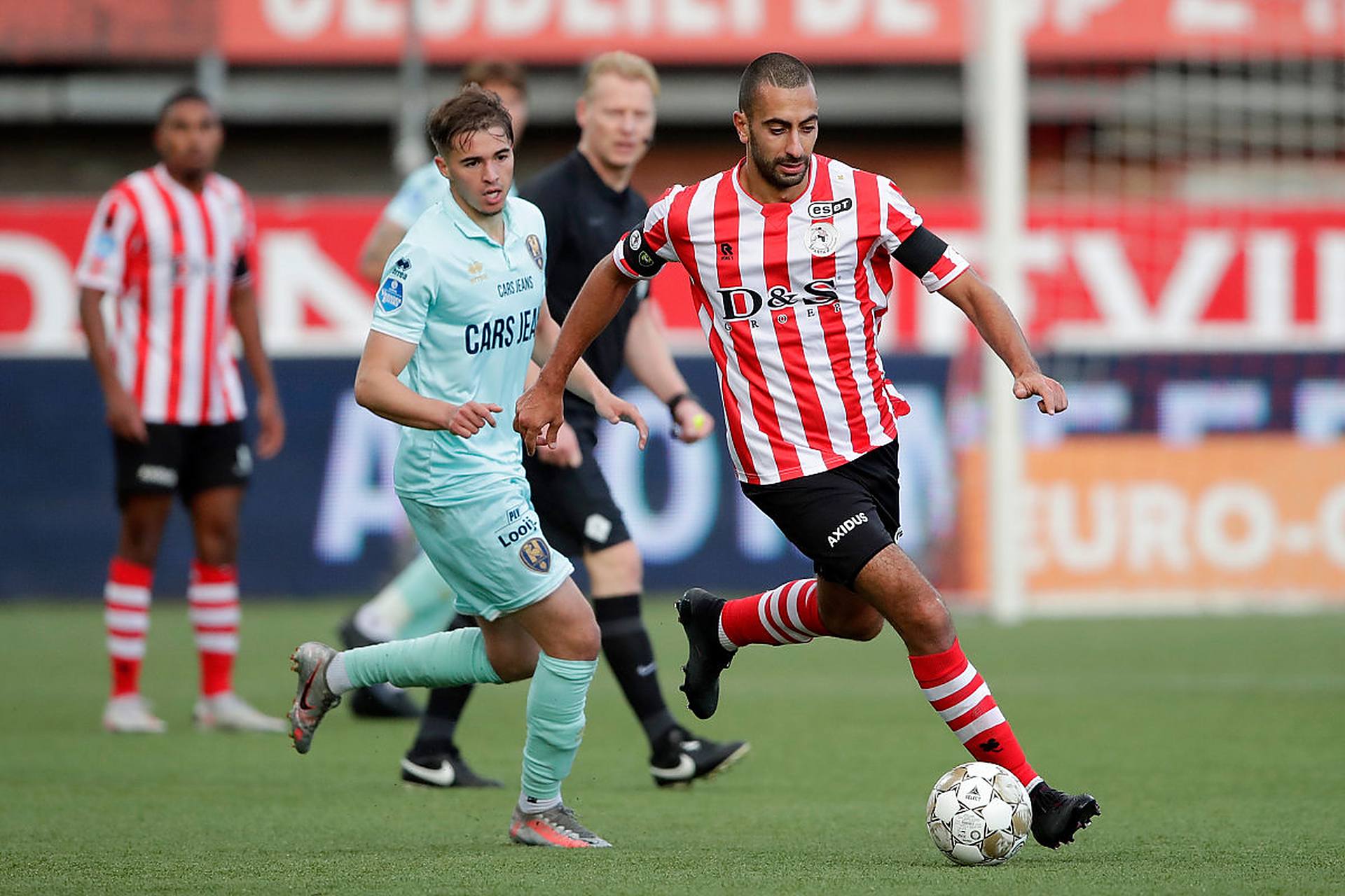 这个标题的 这个标题的